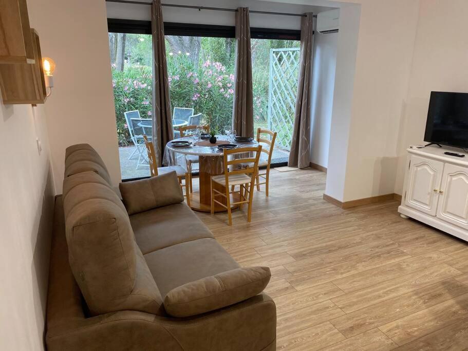 Appartement Residence Vacances Amandier 阿爾勒 外观 照片
